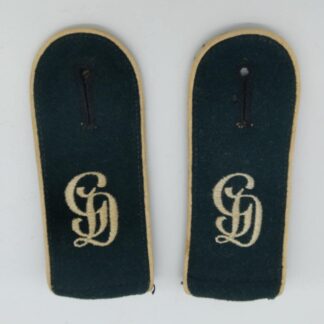 Grossdeutschland shoulder straps